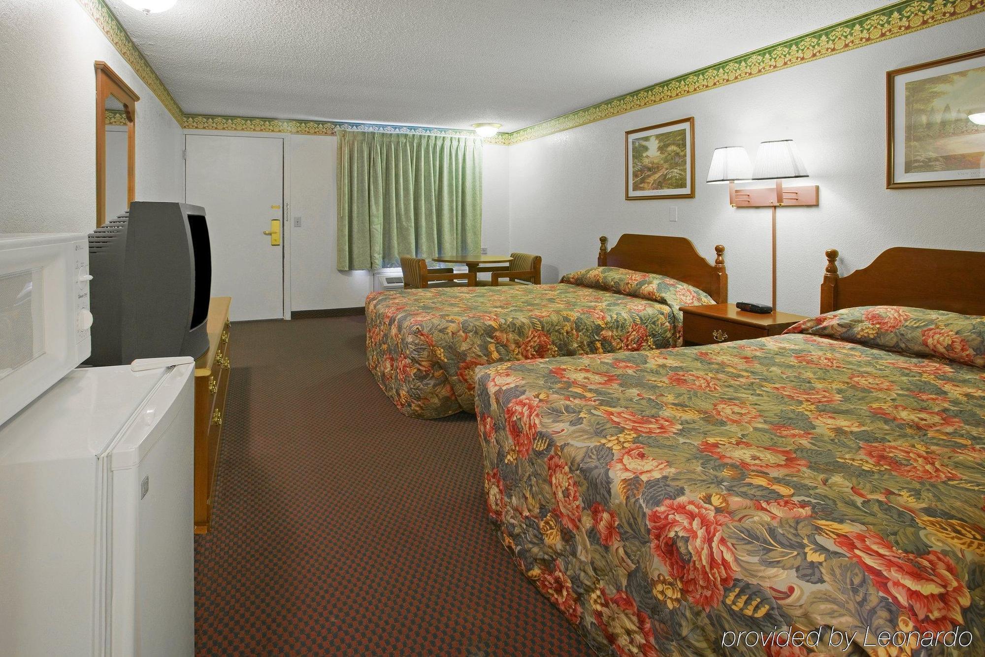 Fairbridge Inn Express Меррилвилл Номер фото