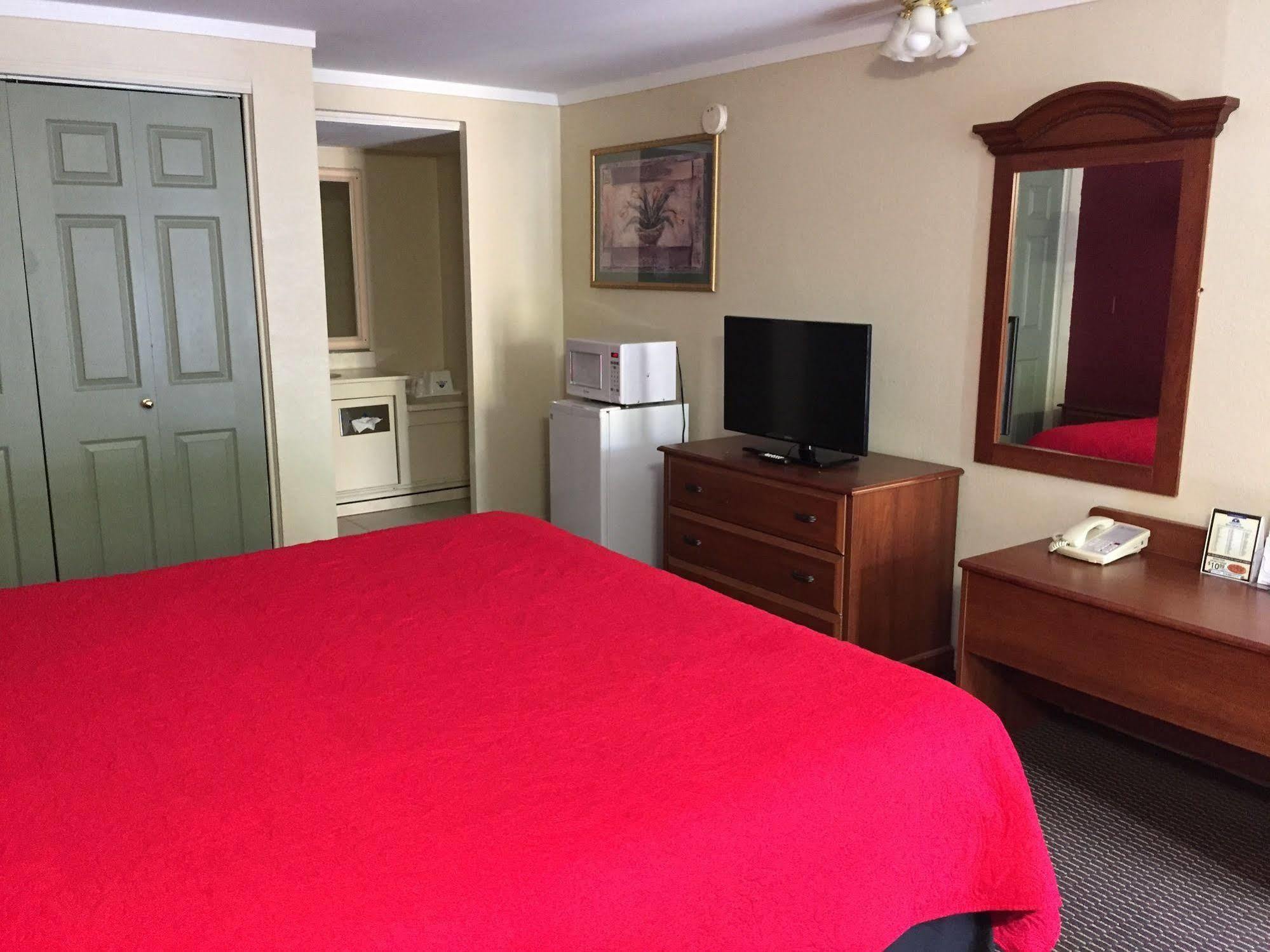 Fairbridge Inn Express Меррилвилл Экстерьер фото
